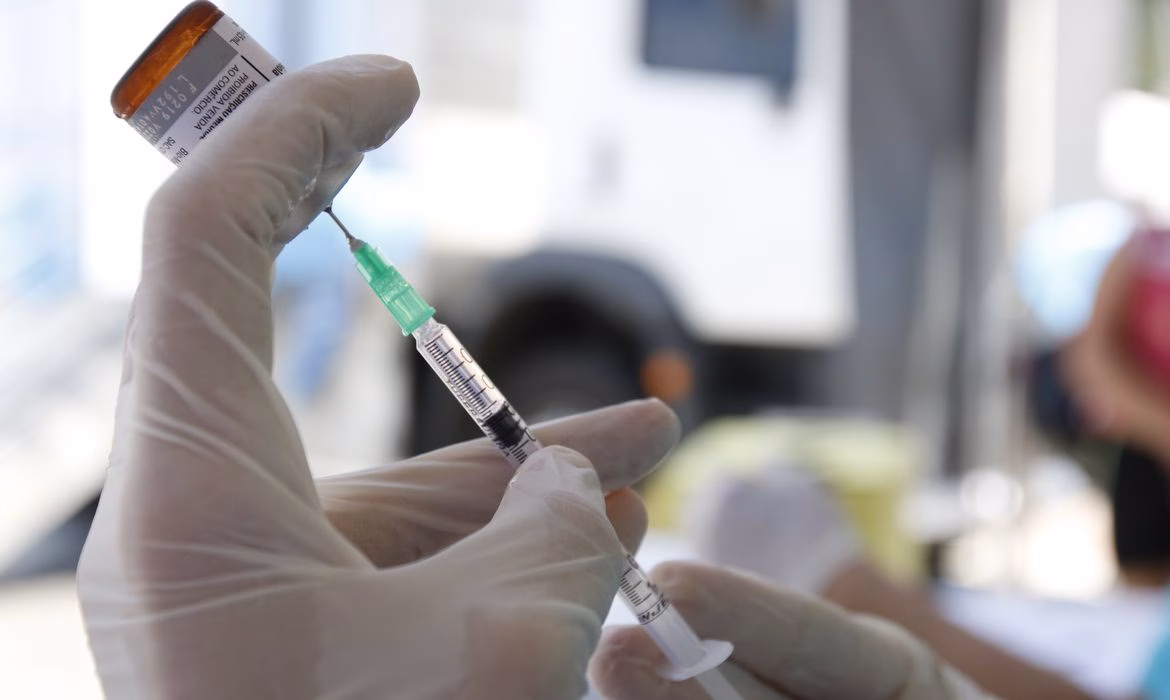 Itapetininga libera vacina contra a gripe para todos os públicos nos postos de saúde nesta segunda-feira