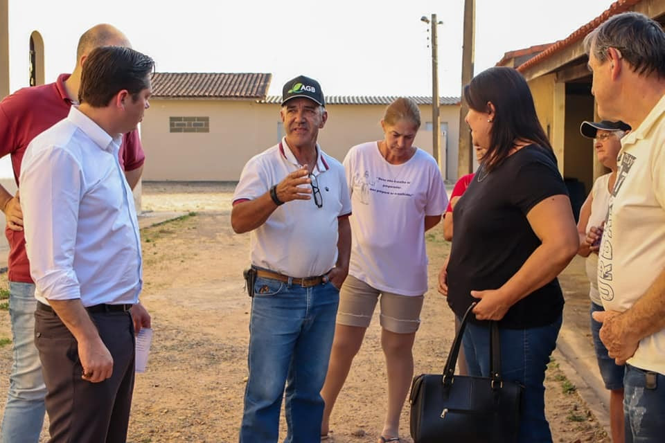 Jeferson Brun acompanha obras do novo Posto de Saúde e conversa com moradores do Rio Acima em Itapetininga