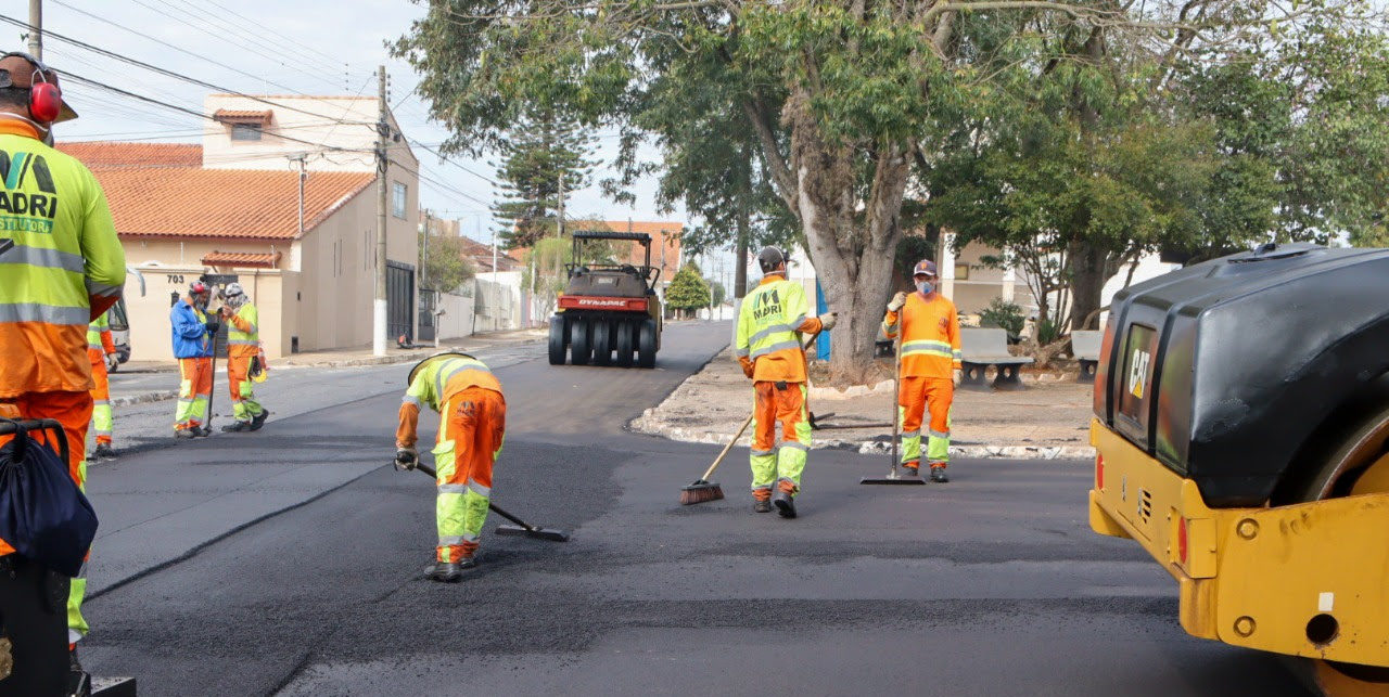 Trechos de ruas são interditados para obras de pavimentação em Itapetininga nesta segunda-feira