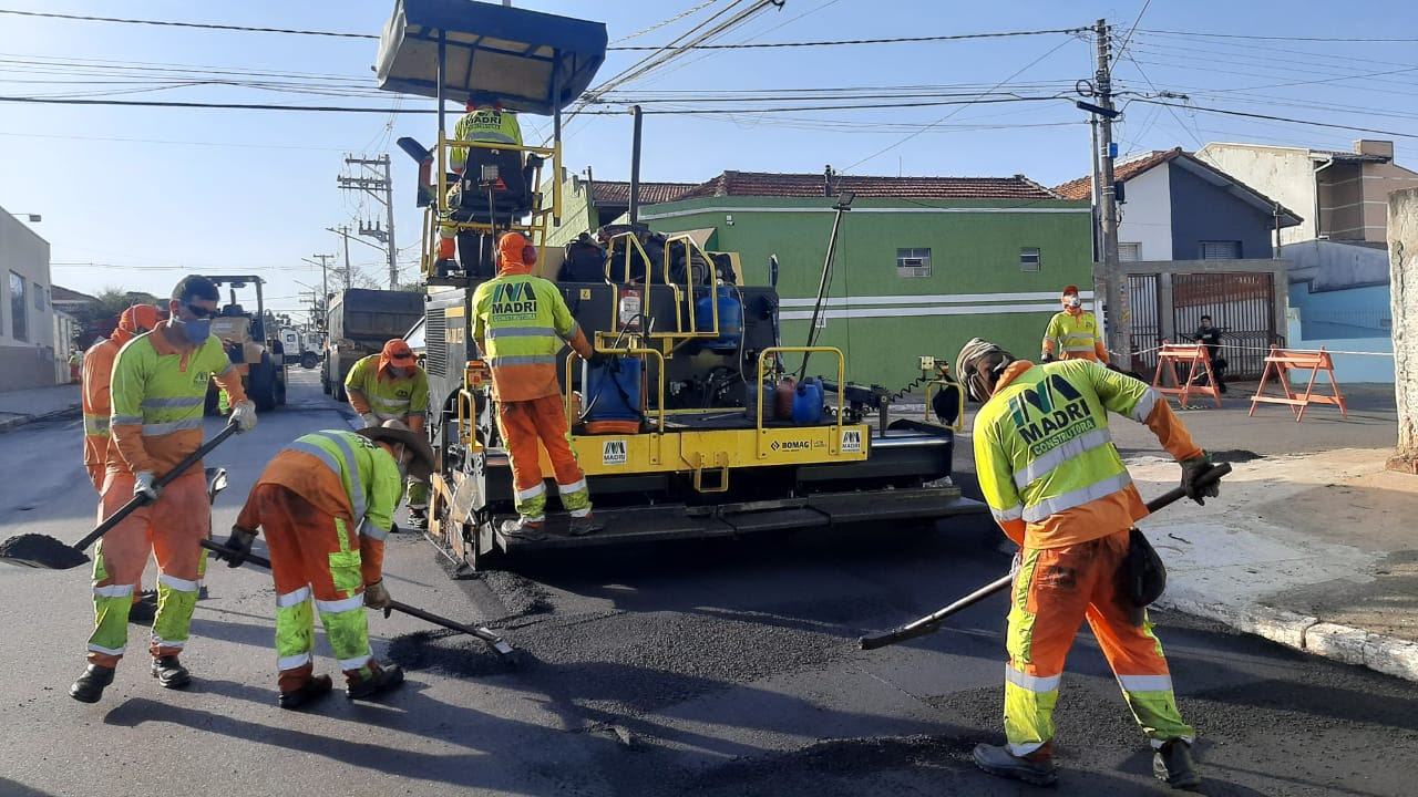 Trechos de ruas são interditados para obras de pavimentação em Itapetininga nesta segunda-feira