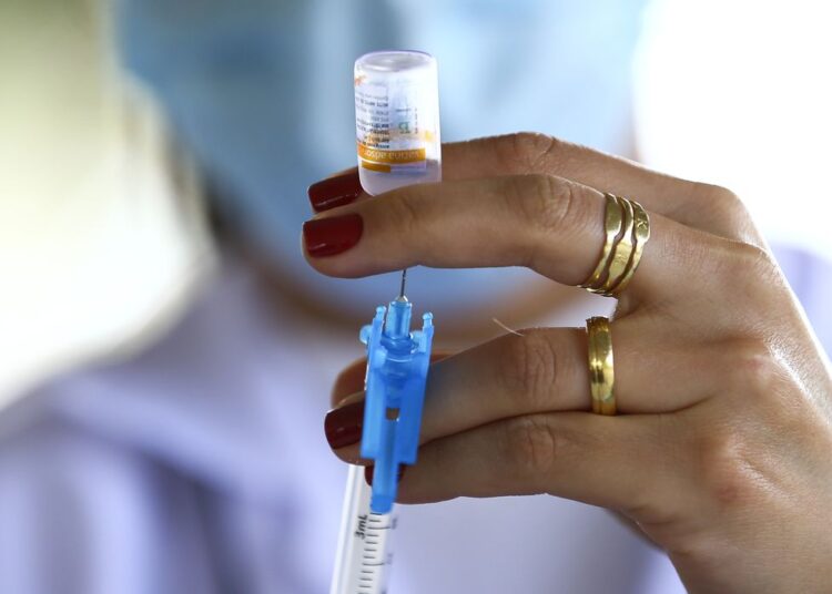 Covid-19: Itapetininga aplica a 3ª dose da vacina em maiores de 18 anos nesta quarta-feira