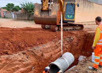 Prefeitura iniciará pavimentação de ruas do Programa Lote Social em 30 dias