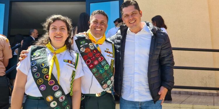 Prefeito de Itapetininga participa de homenagem ao Dia Mundial dos Desbravadores