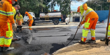 Prefeitura realiza obras em ruas de Itapetininga nesta quarta-feira