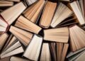 A Biblioteca Municipal funciona em novo horário. De segunda à sexta, das 08h às 19h e aos sábados, das 09h às 12h. (Divulgação).