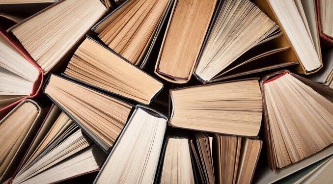 A Biblioteca Municipal funciona em novo horário. De segunda à sexta, das 08h às 19h e aos sábados, das 09h às 12h. (Divulgação).