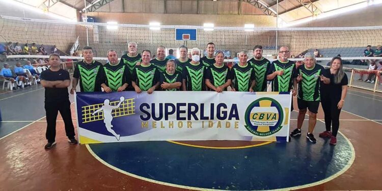 Vôlei de Itapetininga sagrou-se vice-campeão do Torneio da Superliga da Melhor Idade