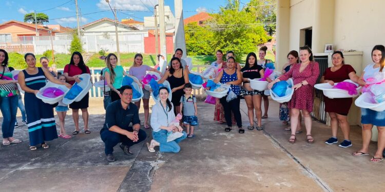 Gestantes recebem orientações por meio de palestras no programa “Acolhe Mamãe” no Fundo Social de Itapetininga