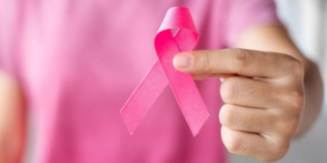 A Campanha Outubro Rosa tem como objetivo abordar assuntos que envolvem a saúde da mulher, indicando ações de saúde preventivas oferecidas nas unidades de saúde do município. (Divulgação).