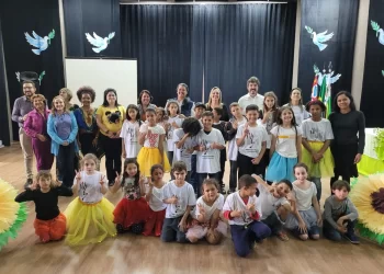 Abertura do 1º Encontro da Educação Integral – Programa Itapetininga Mais Educação mobiliza educadores e alunos da rede municipal