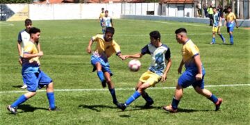 Itapetininga enfrenta Tatuí pelo Campeonato Estadual de Futebol