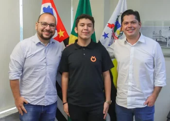 Aluno da rede pública de Itapetininga é selecionado para o Programa Jovens Embaixadores 2023