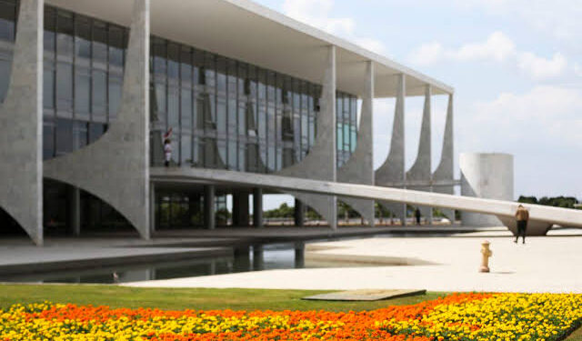 O Palácio do Planalto é a sede do Poder Executivo Federal e está situado na Praça dos Três Poderes em Brasília. (Agência Brasil)