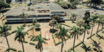 O Paço Municipal de Itapetininga fica no Jardim Marabá. (William Furtado)