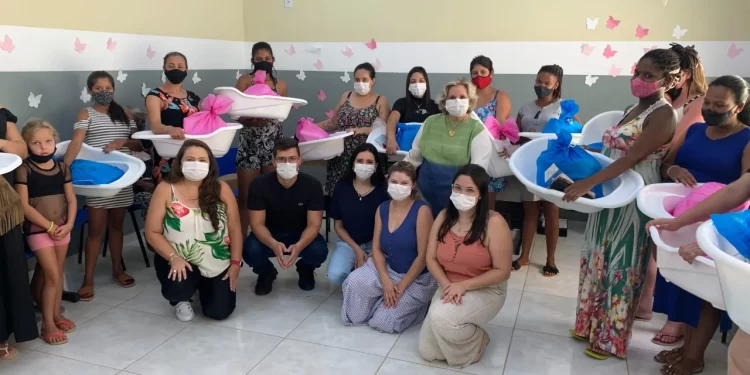 Em parceria com a Secretaria de Saúde, as futuras mamães também participam de conversas sobre os cuidados com os filhos após o nascimento e medidas de higiene e prevenção.(Divulgação/ Prefeitura de Itapetininga)
