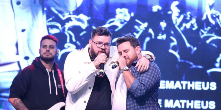 Como muitos da nova geração, Rafael & Matheus tem como inspiração nomes que estouraram no sertanejo universitário, como Henrique & Juliano, Jorge & Mateus, Hugo & Guilherme, Ícaro & Gilmar e Guilherme & Benuto. (Divulgação)