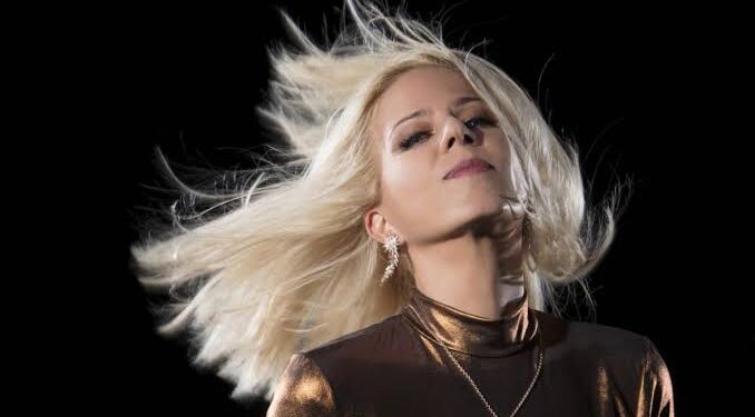 A carreira de Paula Toller se funde com a da banda Kid Abelha, um dos maiores fenômenos da música nacional, com mais de 10 milhões de discos vendidos. (Divulgação)