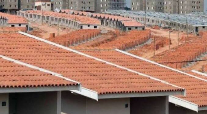 O Programa Minha Casa, Minha Vida é um programa de habitação federal do Brasil criado em março de 2009 pelo Governo Lula. (Agência Brasil).