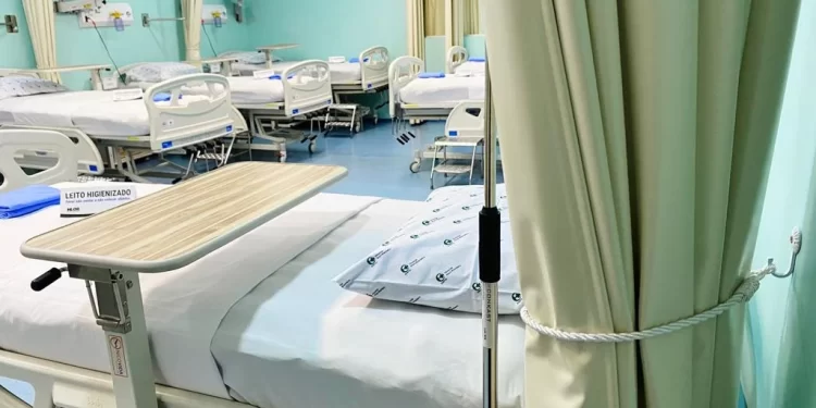 Quarto do Hospital Dr. Leo Orsi Bernardes (HLOB) em Itapetininga. (Divulgação/Prefeitura de Itapetininga).
