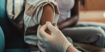 Itapetininga aplica a 3ª dose da vacina em maiores de 12 anos nesta terça-feira