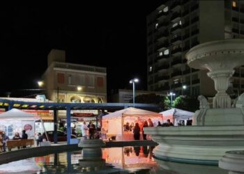 Ao longo de seus mais de 4 anos de existência, a “Feira da Lua”, vem apoiando e divulgando produtores de artesanato, representantes da culinária e protagonizando o crescimento da economia criativa e local (Divulgação)