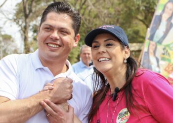 O prefeito Jeferson Brun (PSDB) e a deputada federal Simone Marquetto (MDB). (Divulgação)