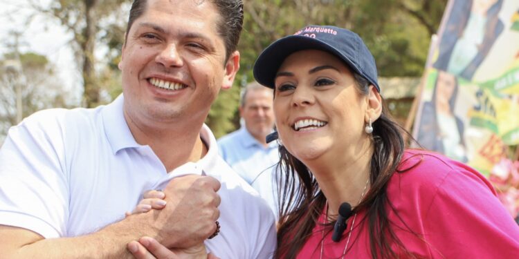 O prefeito Jeferson Brun (PSDB) e a deputada federal Simone Marquetto (MDB). (Divulgação)