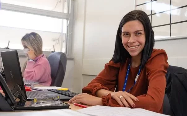 O Primeira Jornada foca na aprendizagem prática e oferece mais de 300 horas de capacitação online.( Divulgação)