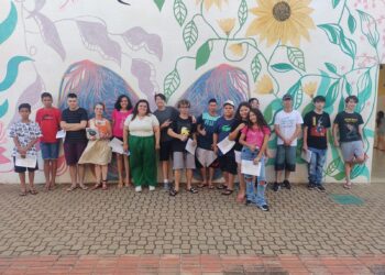 O Comunidades Criativas é uma iniciativa cultural com interface educacional que utiliza o grafite como meio de expressão. (Flamingo Comunicação)