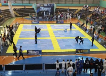 O evento, que foi realizado no Ginásio Poliesportivo Ayrton Senna da Silva, reuniu 300 atletas de 30 cidades paulistas. (Divulgação/Prefeitura de Itapetininga)