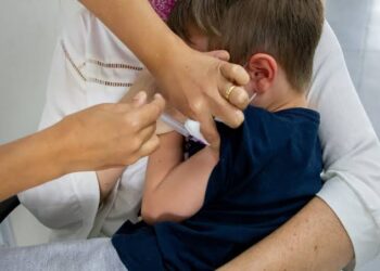 A vacinação é uma ferramenta muito importante para proteger as crianças. (Agência Brasil)