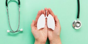 A tuberculose é uma doença infecciosa e transmissível, causada pelo Mycobacterium tuberculosis, que afeta prioritariamente os pulmões, embora possa acometer outros órgãos e sistemas.(Divulgação)
