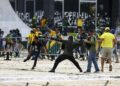 No dia 8 de janeiro, manifestantes golpistas entraram na Esplanada dos Ministérios, invadiram o Palácio do Planalto, o Congresso e o STF e espalharam atos de vandalismo em Brasília.(Agência Brasil)