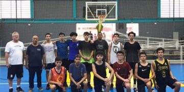 Os atletas que compõem a equipe foram destaque em 2022 quando conquistaram o vice-Campeonato na categoria sub-14. (Divulgação)