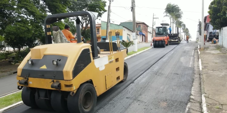 Depois da pavimentação, as vias também irão receber nova sinalização para garantir maior fluidez e segurança no trânsito. (Divulgação/Prefeitura de Itapetininga)