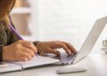 O processo seletivo se dará por meio de duas modalidades: a nota do Exame Nacional do Ensino Médio (Enem). (Freepik)