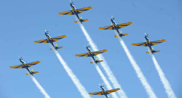 Sete aeronaves A-29 Super Tucano, do Esquadrão de Demonstração Aérea (EDA). (Agência Brasil)