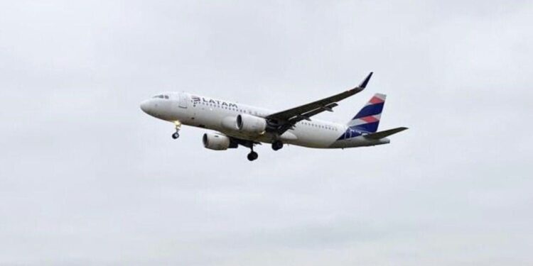 O ministro também estabeleceu um limite de 4 passagens por ano. (Facebook Aeroporto Internacional de São Paulo)