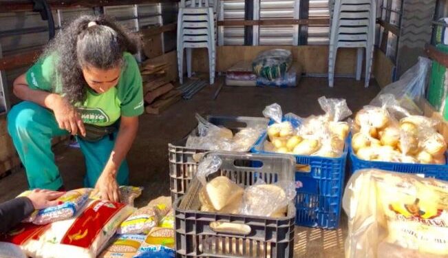 O programa Câmbio Verde troca 1 kg de materiais reciclados por 1 kg de alimento. (Divulgação/Prefeitura de Itapetininga)