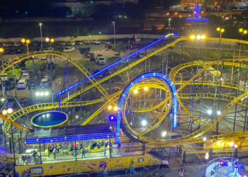 A montanha-russa Looping Amarela, que fez sucesso na última edição do Rock in Rio, será uma das atrações da ExpoAgro Itapetininga. (Divulgação)