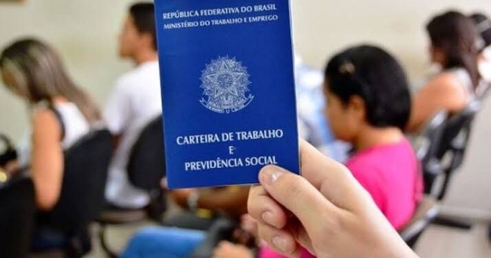 No curso, os alunos são orientados e preparados na busca de um emprego compatível com seus interesses e habilidades. (Agência Brasil)