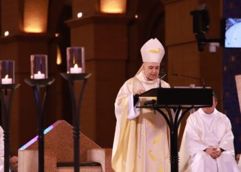 O bispo Dom Gorgônio celebrou a Santa Missa na Basílica Nacional de Aparecida. (William Furtado)
