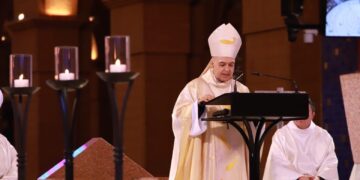 O bispo Dom Gorgônio celebrou a Santa Missa na Basílica Nacional de Aparecida. (William Furtado)