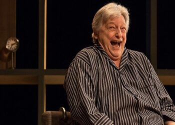 A peça traz no elenco o ator Fulvio Stefanini que possui 68 anos de carreira, conhecido por papéis em telenovelas. (Divulgação)