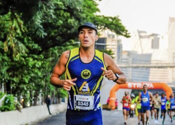 O atleta itapetiningano Augusto Phols durante competição em São Paulo. (Divulgação)