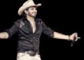 Com mais de 10 anos de carreira e vários sucessos no repertório, o cantor sertanejo Loubet é uma das atrações da ExpoAgro Itapetininga. (Divulgação)
