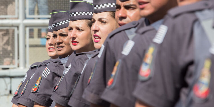 Para participar, os candidatos devem ter entre 17 e 30 anos – exceto para quem já pertence aos quadros da PM – e estar em dia com as obrigações eleitorais e militares (Divulgação/Governo do Estado de São Paulo)