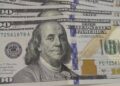 O dólar comercial é a cotação utilizada como referência em transações de comércios exterior, de mercadorias e serviços envolvendo empresas, instituições financeiros e governo. (Agência Brasil)