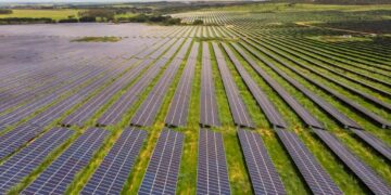 São Paulo ocupa o primeiro lugar em termos de potência instalada de geração distribuída de energia solar fotovoltaica. (Divulgação/Governo do Estado de São Paulo)
