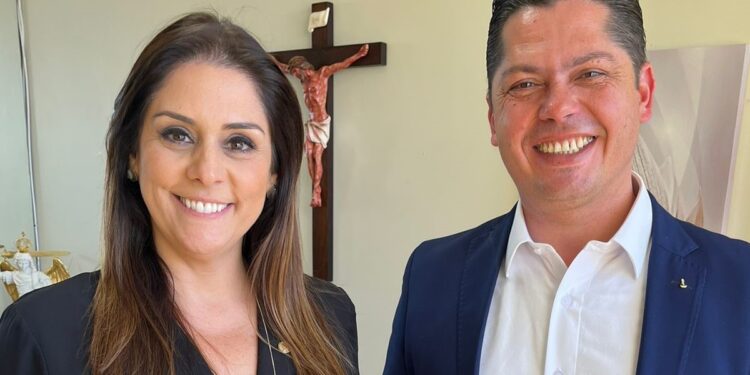 A deputada federal Simone Marquetto e o prefeito Jeferson Brun. (Divulgação)